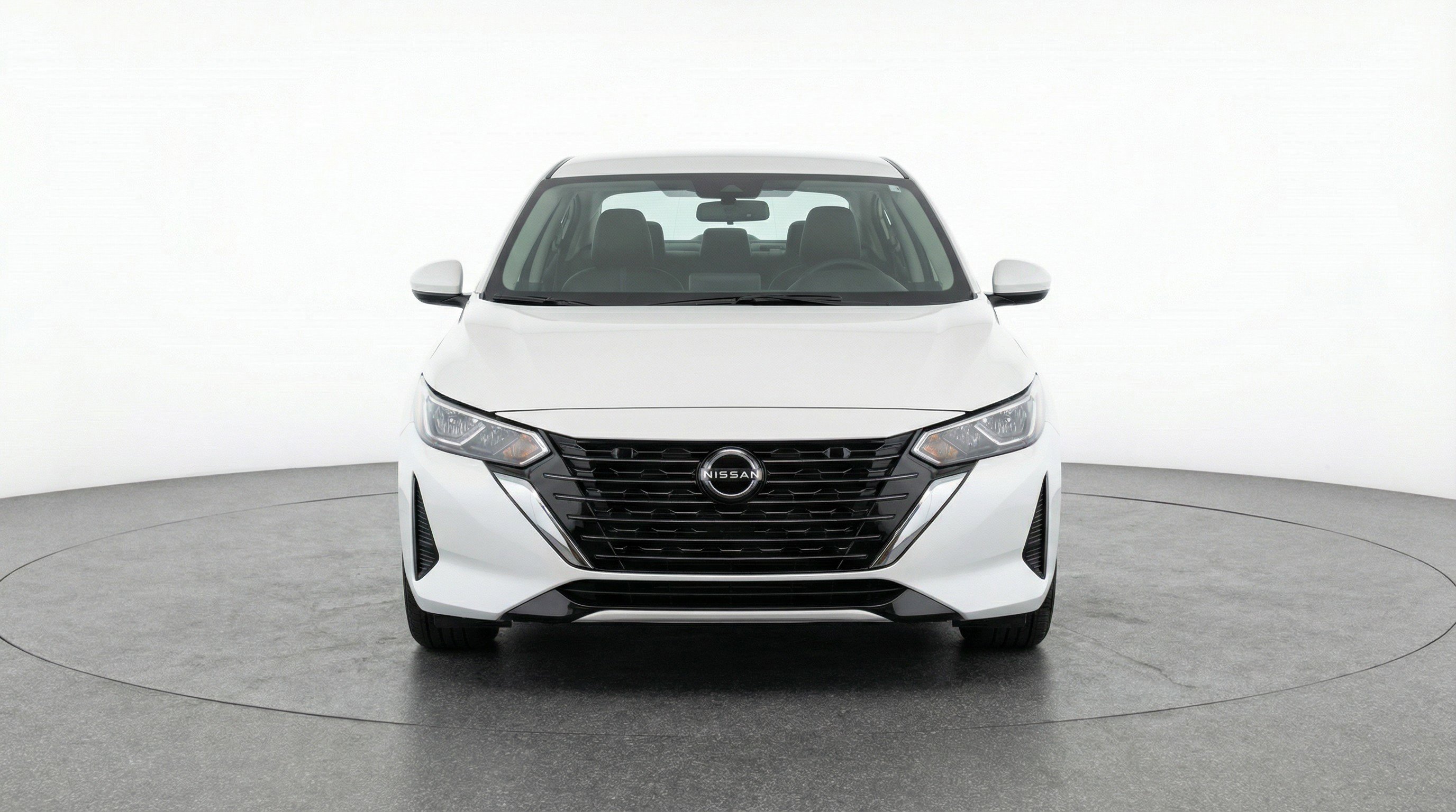 Used 2025 Nissan Sentra SV FWD image 2