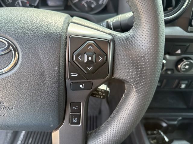 Used 2020 Toyota Tacoma TRD Off-Road image 21