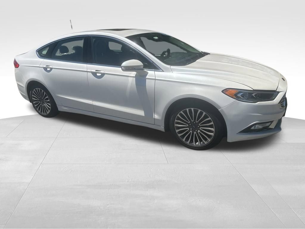Used 2017 Ford Fusion SE w/ Fusion SE Technology Package FWD image 32