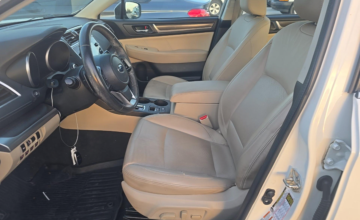 Used 2018 Subaru Legacy 3.6R Limited AWD/4WD image 6
