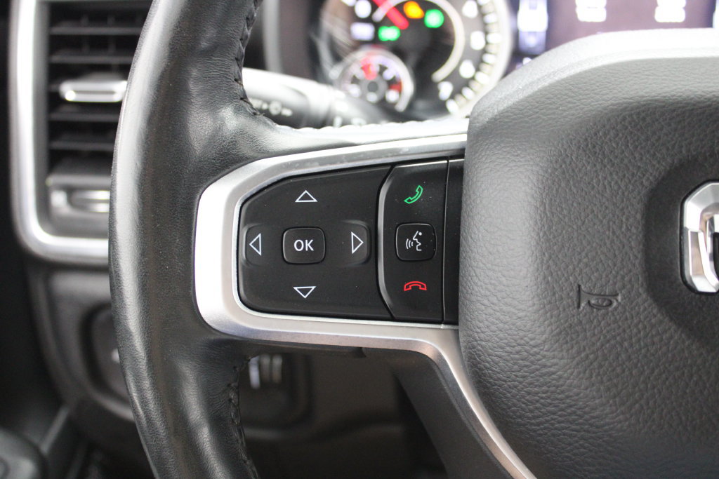 Used 2020 RAM 1500 Big Horn AWD/4WD image 38
