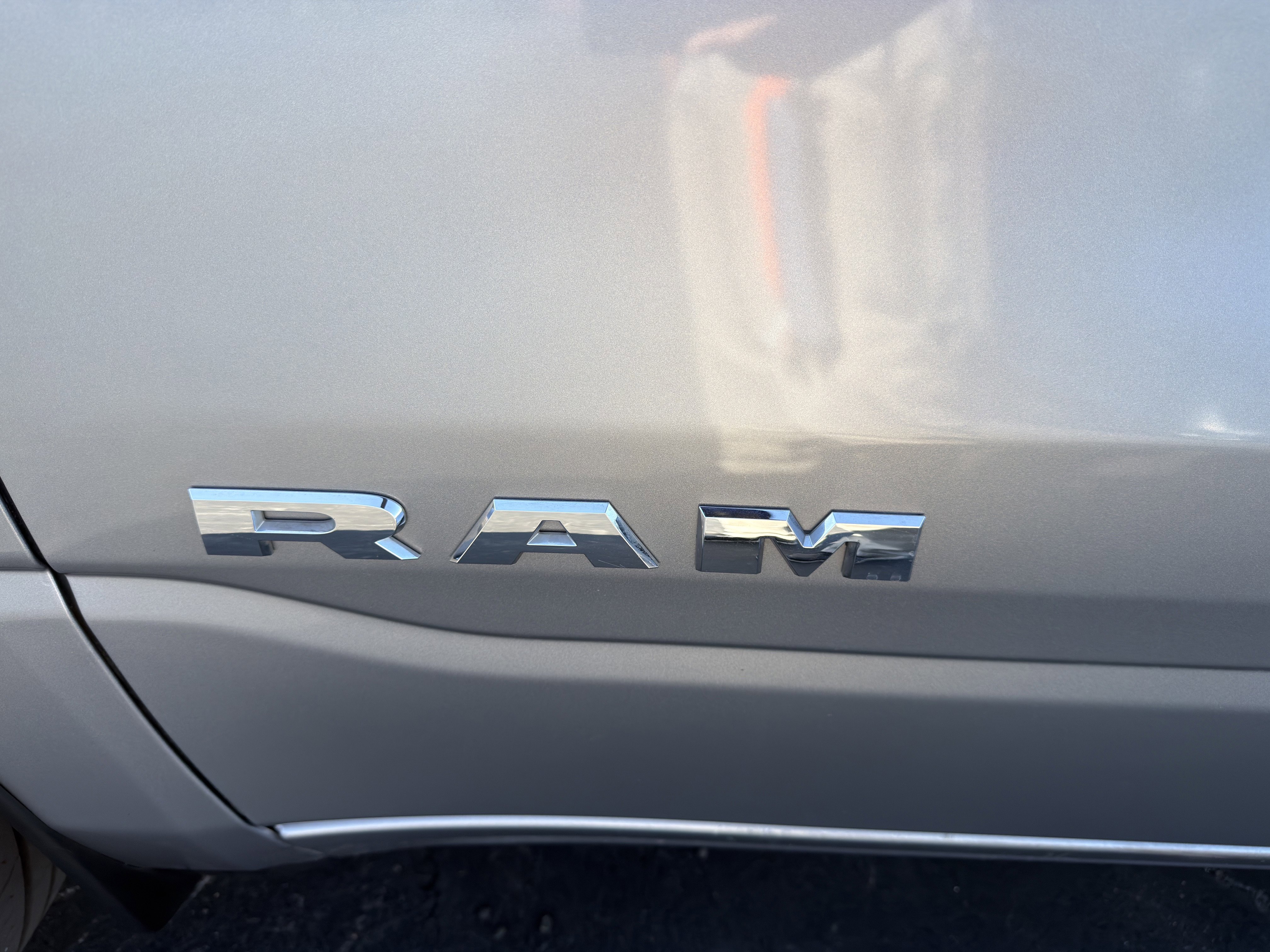Used 2024 RAM 1500 Laramie image 42