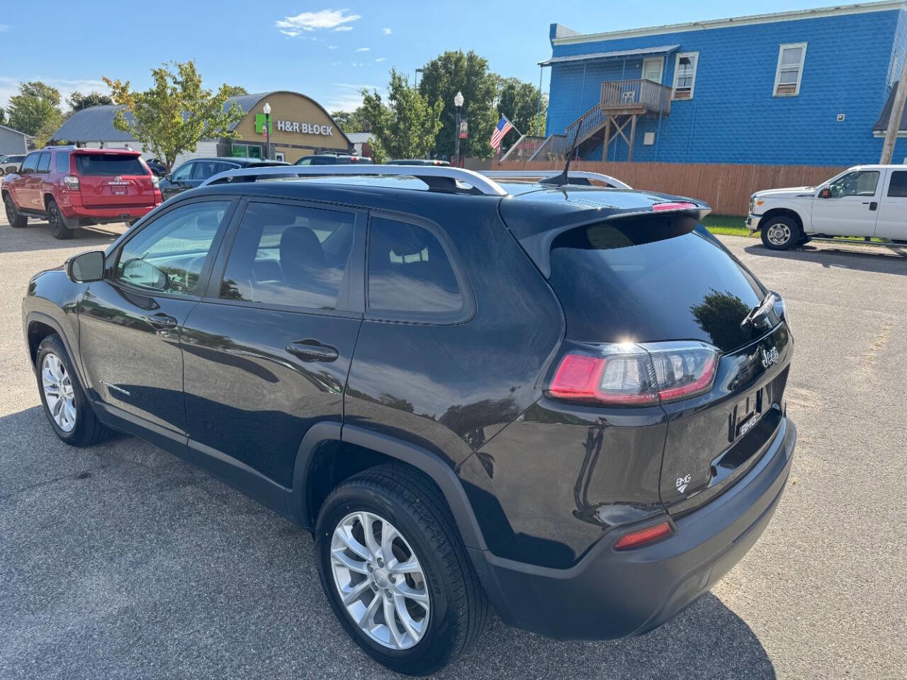 Used 2021 Jeep Cherokee Latitude image 9