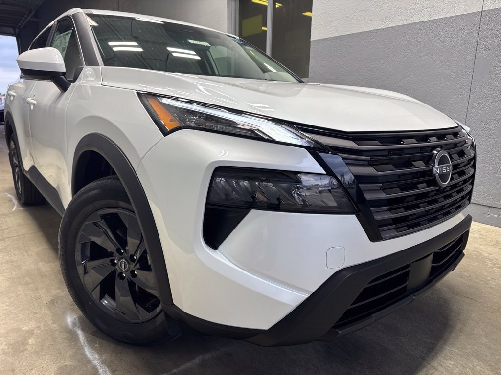 New 2026 Nissan Rogue SV AWD/4WD image 2