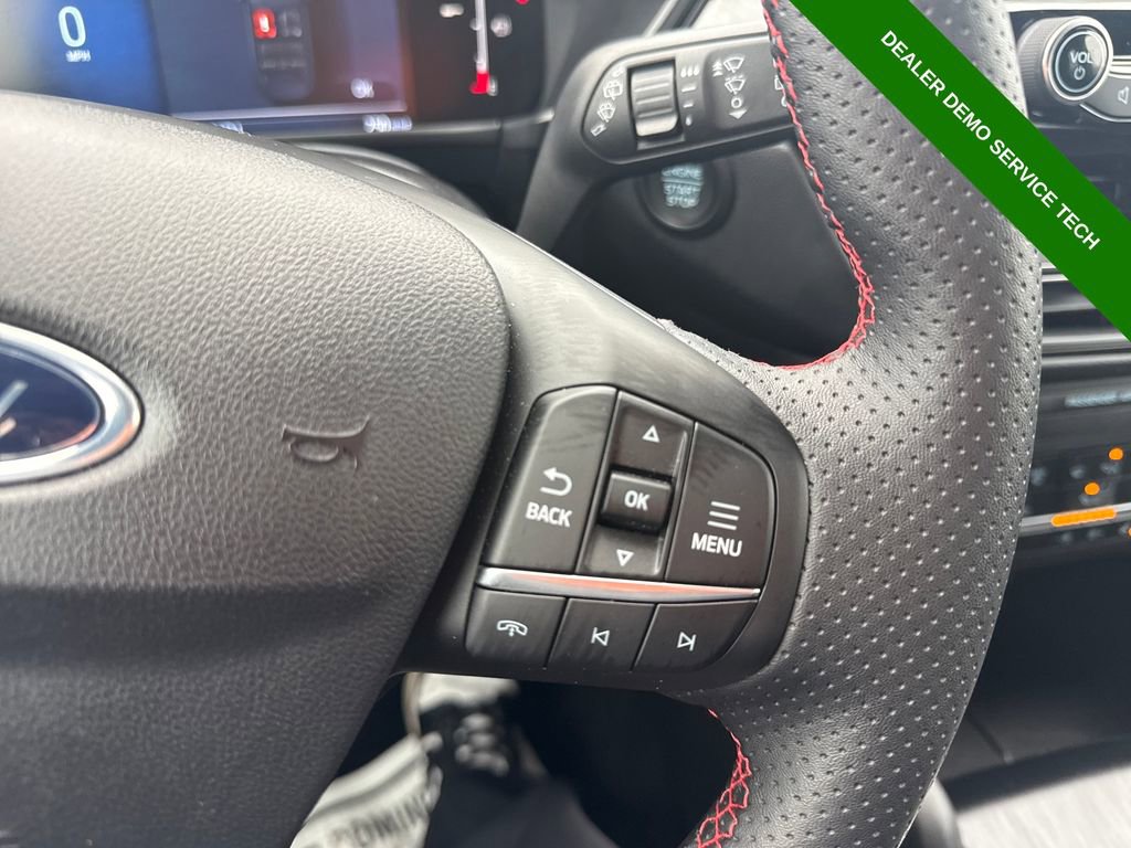 Used 2025 Ford Escape ST-Line Elite image 29