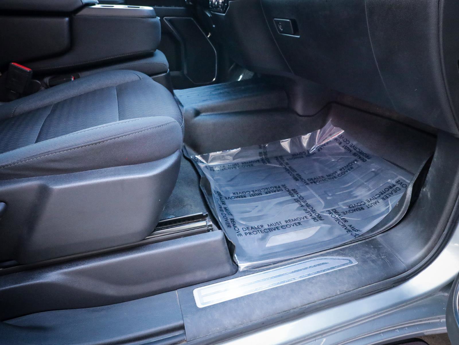 Used 2023 GMC Sierra 1500 SLE image 24