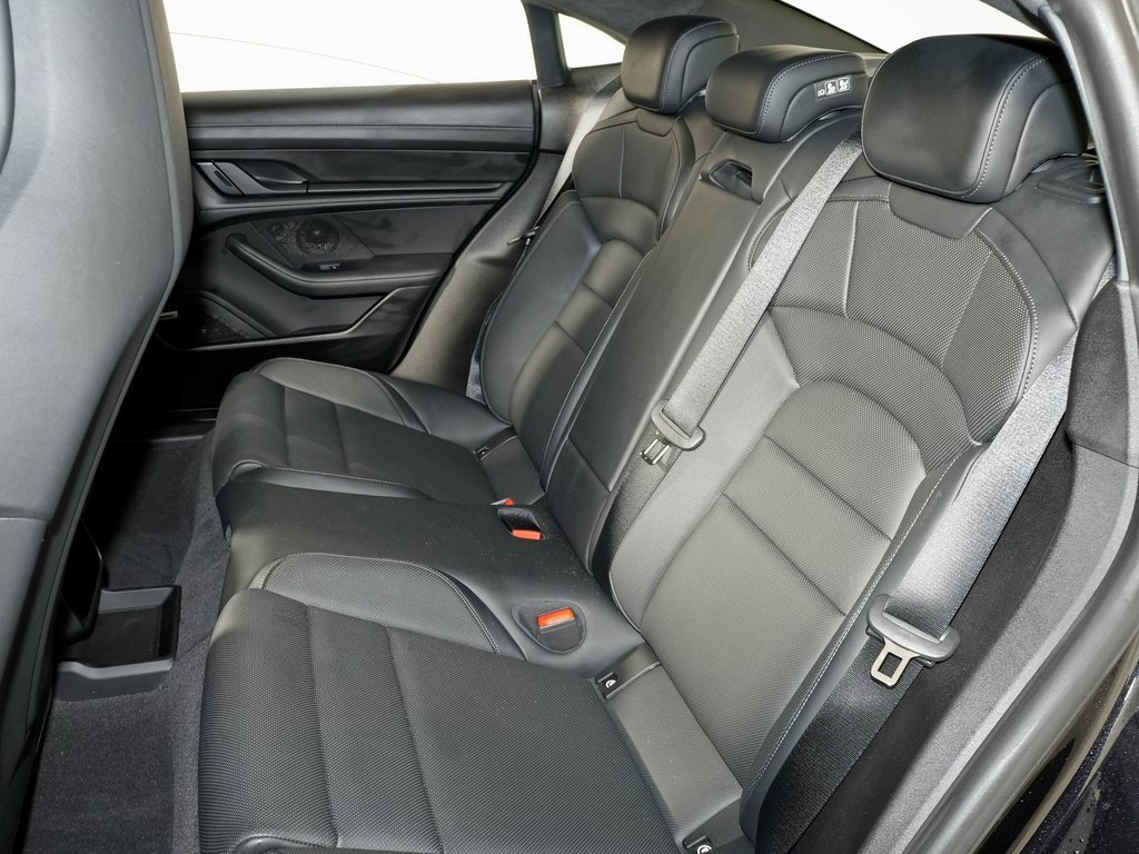 Certified 2024 Porsche Taycan GTS image 35