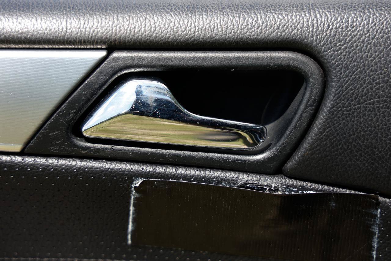Used 2005 Mercedes-Benz C 230 Sedan image 37