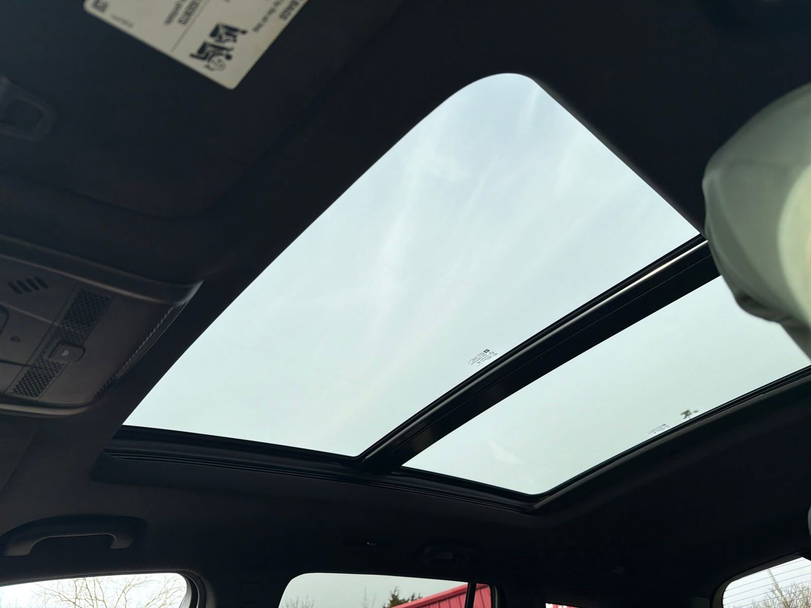 Used 2022 Cadillac XT6 Premium Luxury AWD/4WD image 23