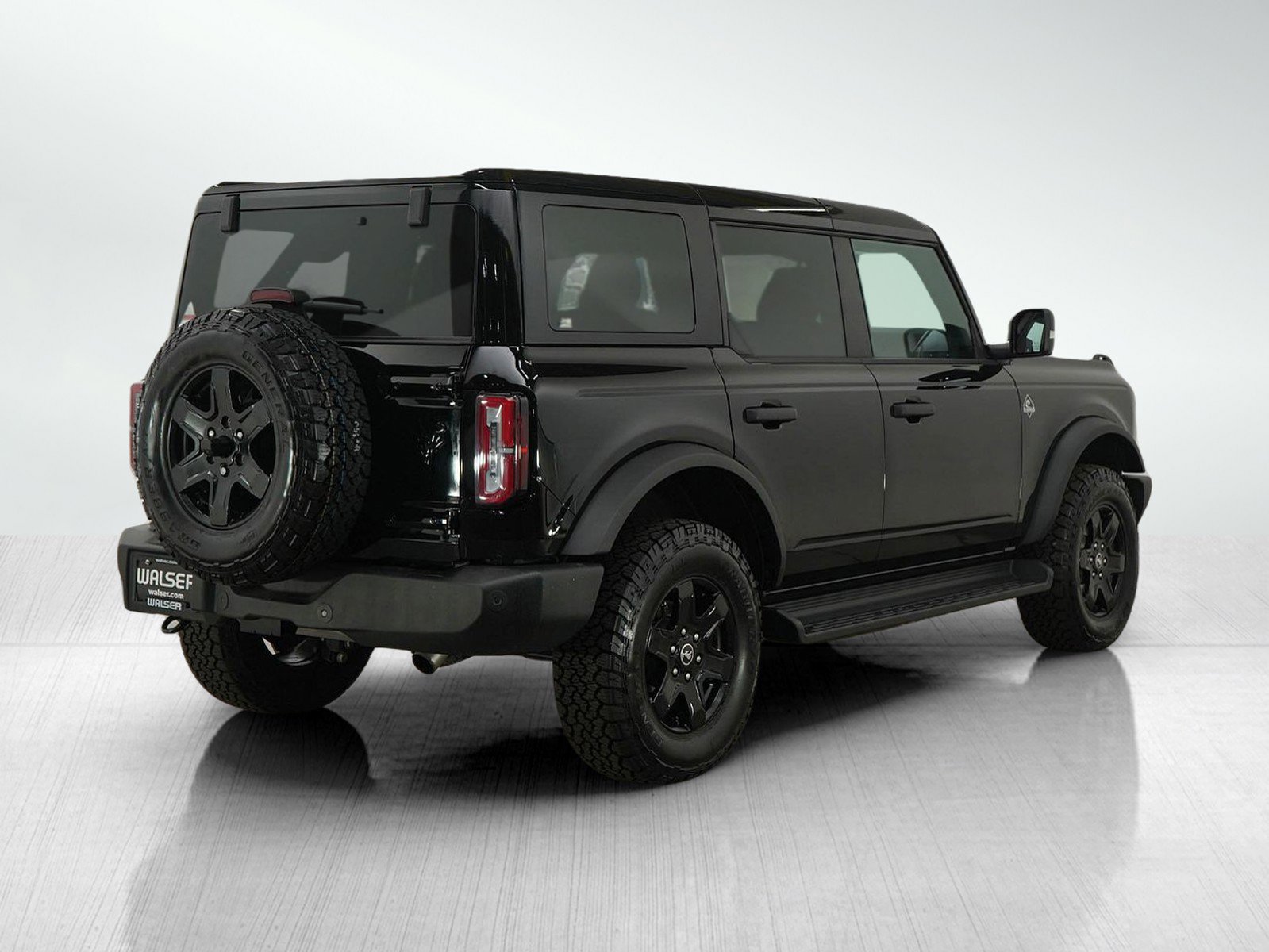 Used 2025 Ford Bronco Outer Banks image 5