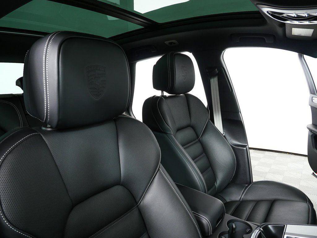 New 2026 Porsche Macan S AWD/4WD image 25