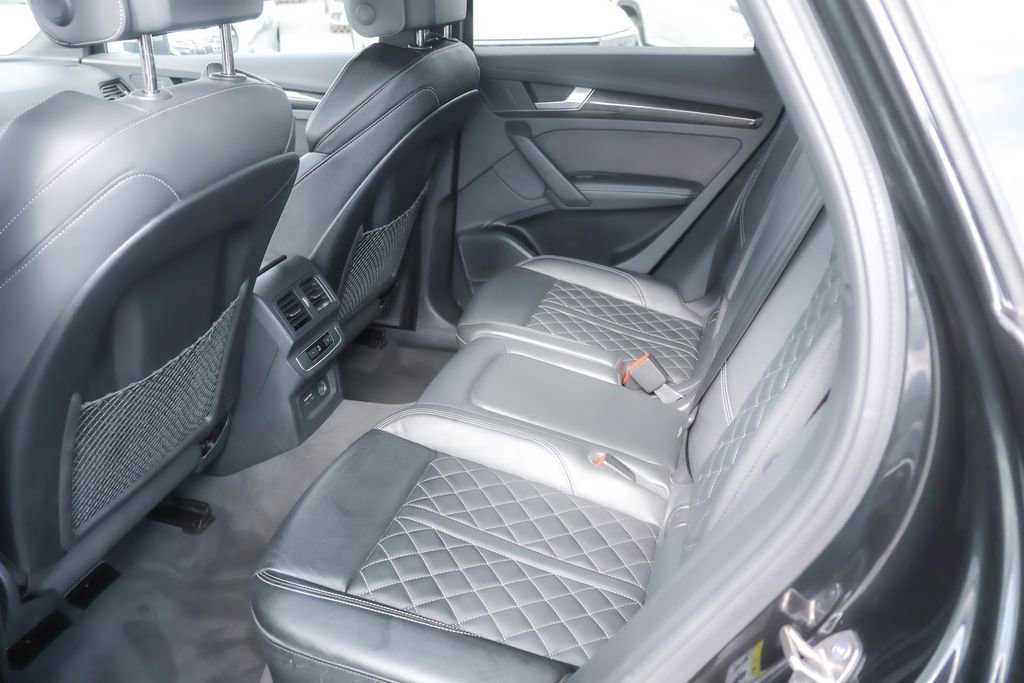 Used 2023 Audi SQ5 Premium Plus w/ Premium Plus Package image 29