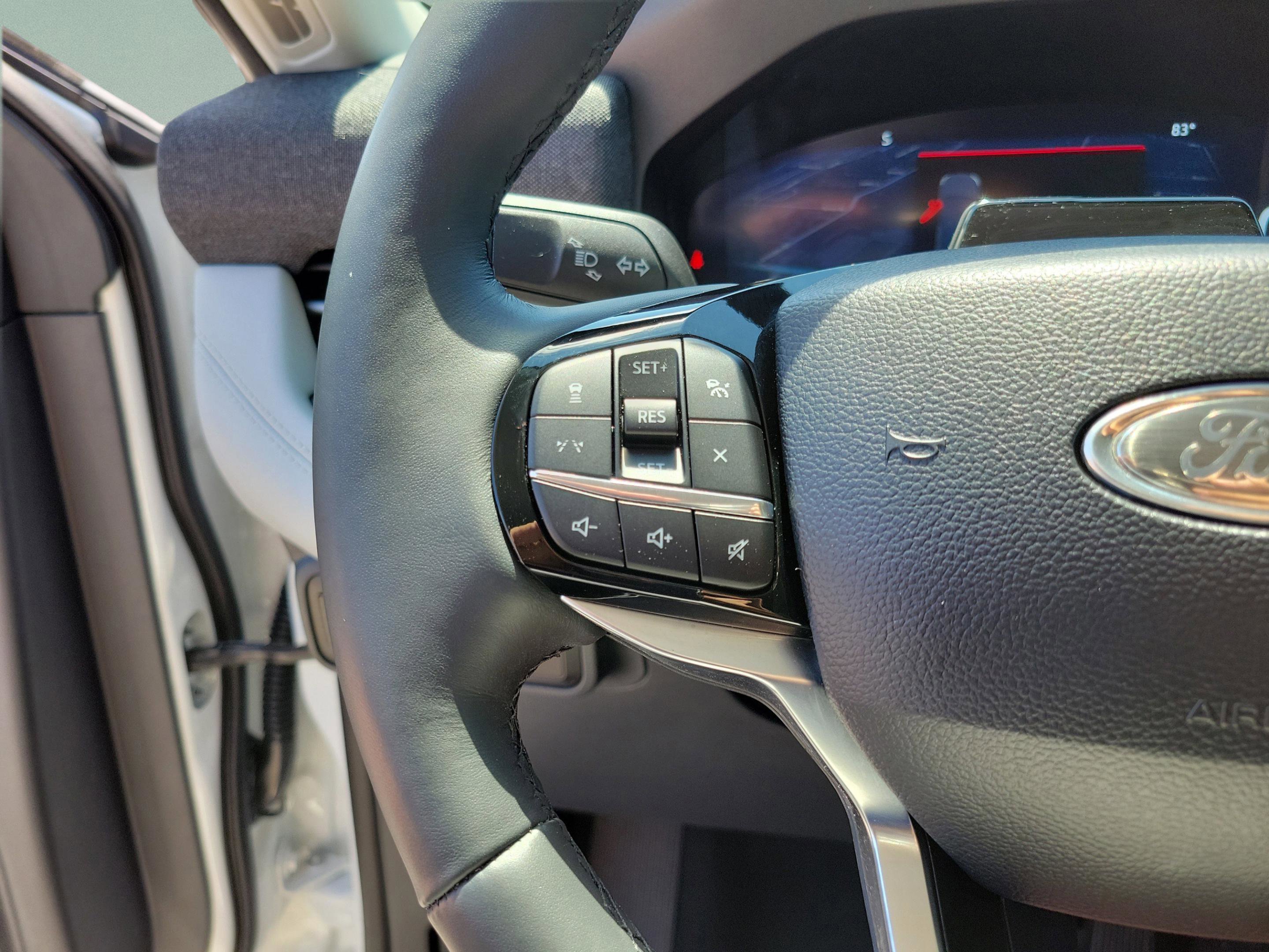 Used 2025 Ford Explorer Platinum w/ Ultimate Package image 12