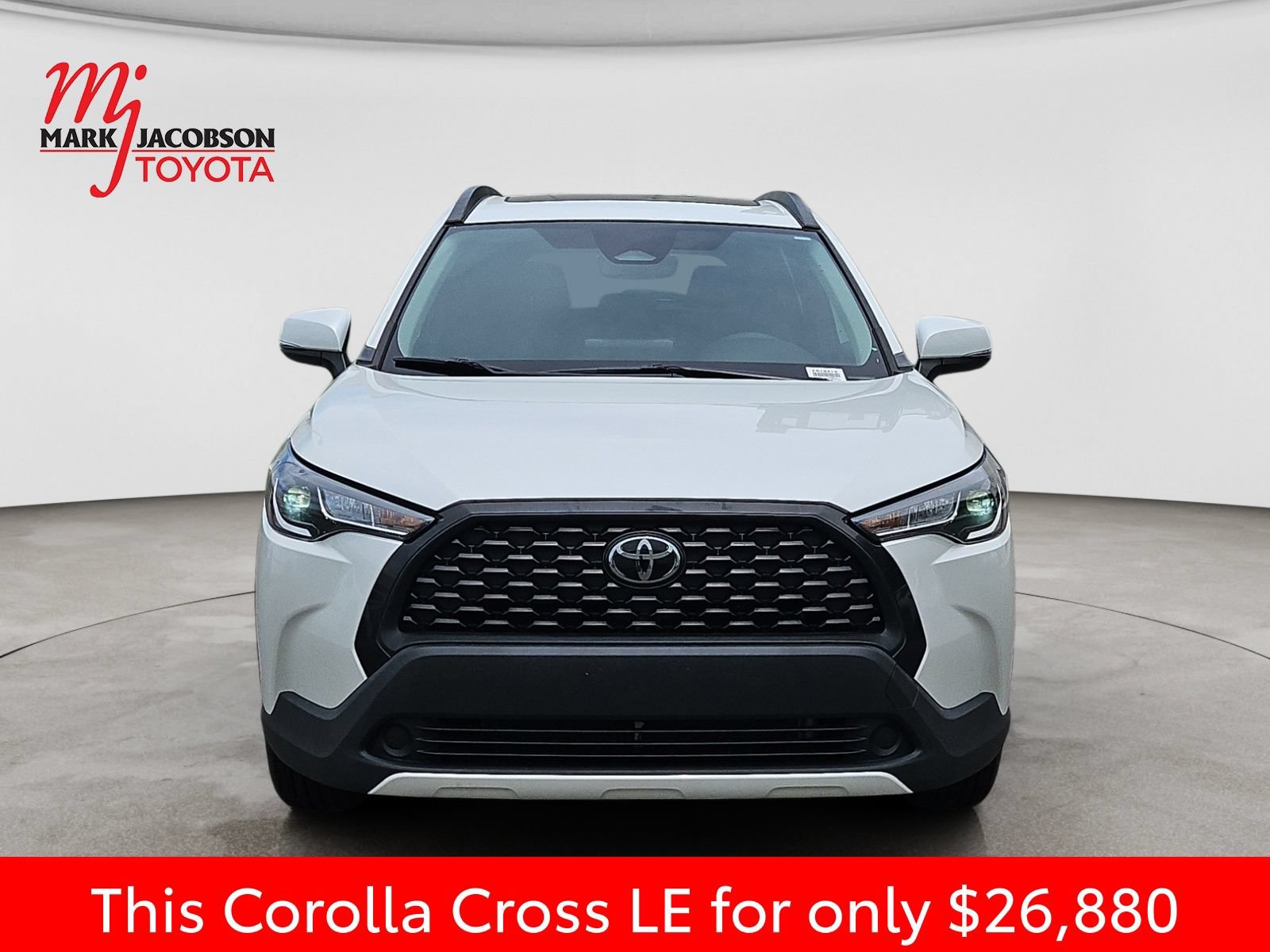 Used 2024 Toyota Corolla Cross LE w/ Moonroof Package FWD image 3