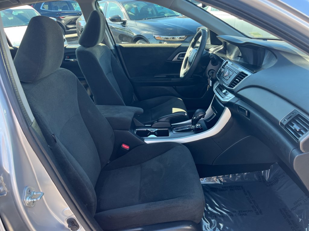Used 2013 Honda Accord LX image 45