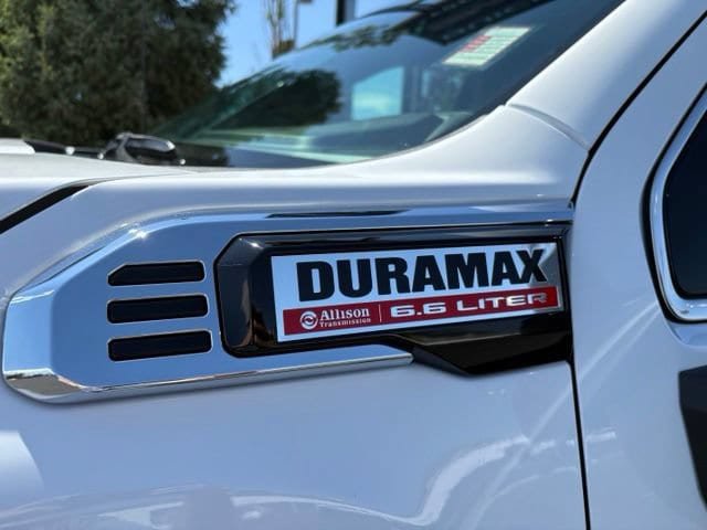 New 2026 GMC Sierra 3500 SLT w/ SLT Premium Package AWD/4WD image 18