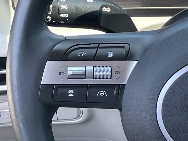 Used 2025 Hyundai Tucson SEL FWD image 12