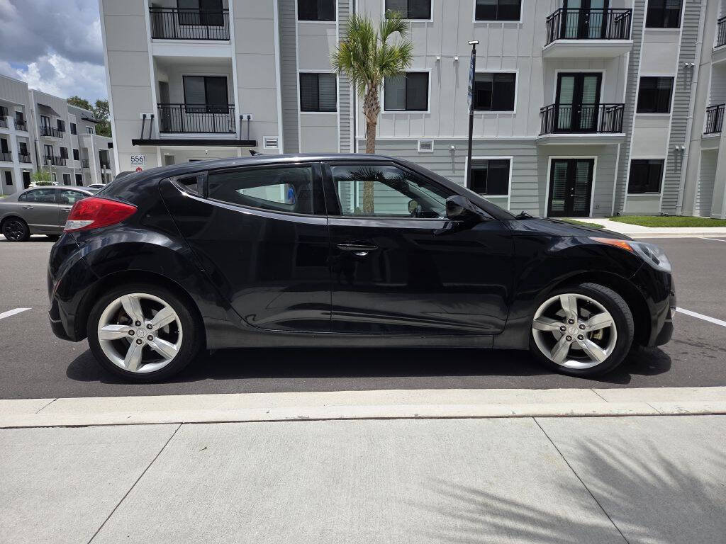 Used 2014 Hyundai Veloster w/ Style Package 02 FWD image 5