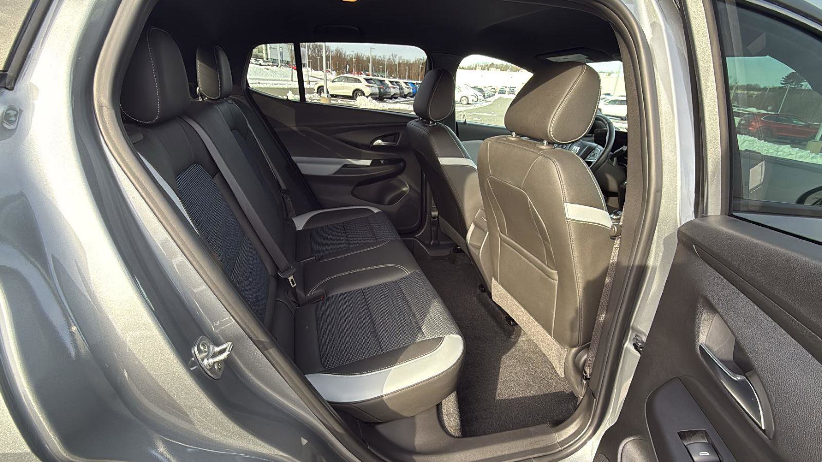 Used 2024 Buick Envista Preferred w/ Convenience I Package image 19