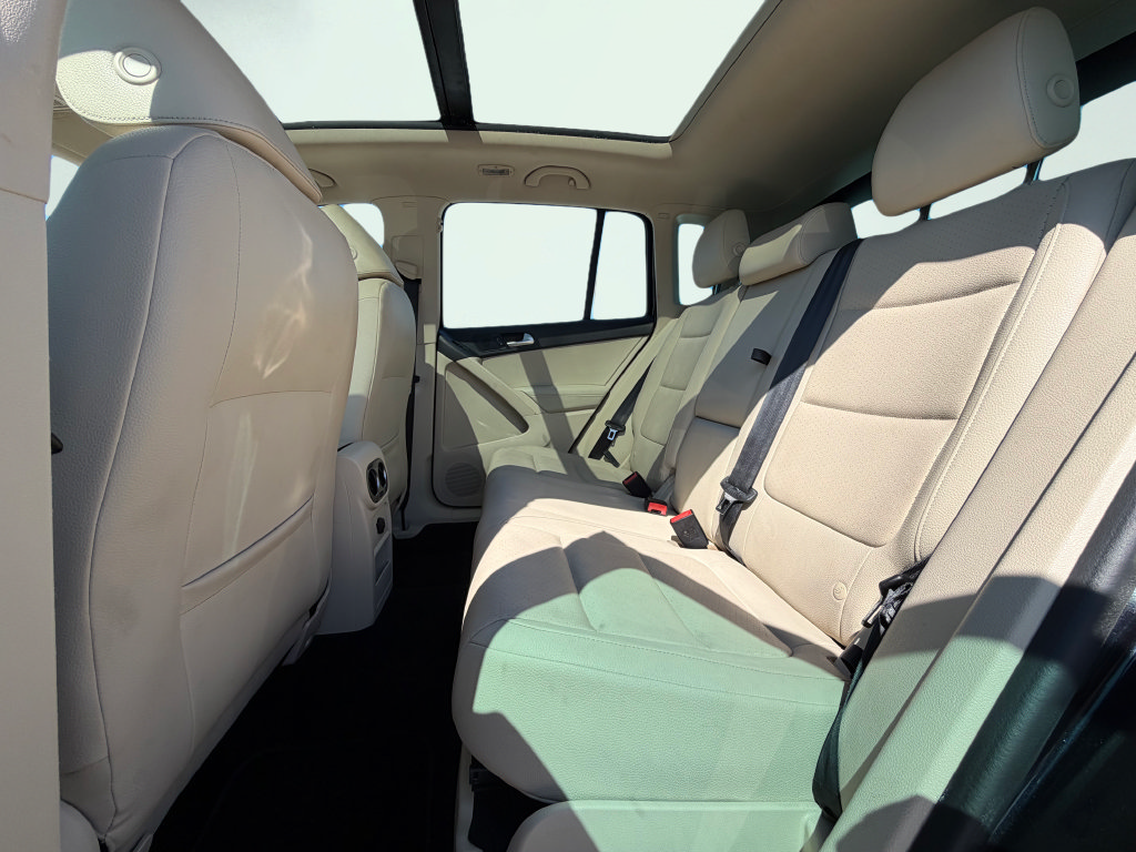 Used 2017 Volkswagen Tiguan Wolfsburg Edition FWD image 49