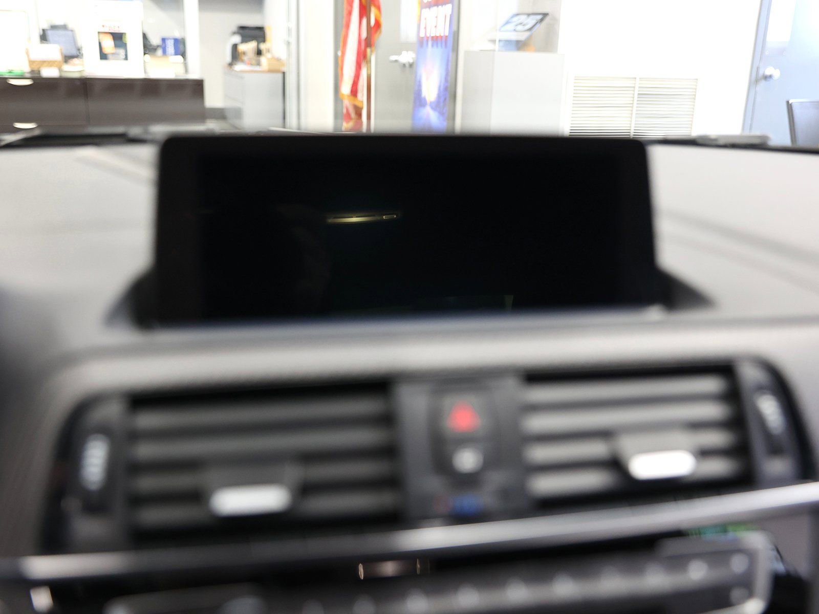 Used 2018 BMW M2 Base image 22