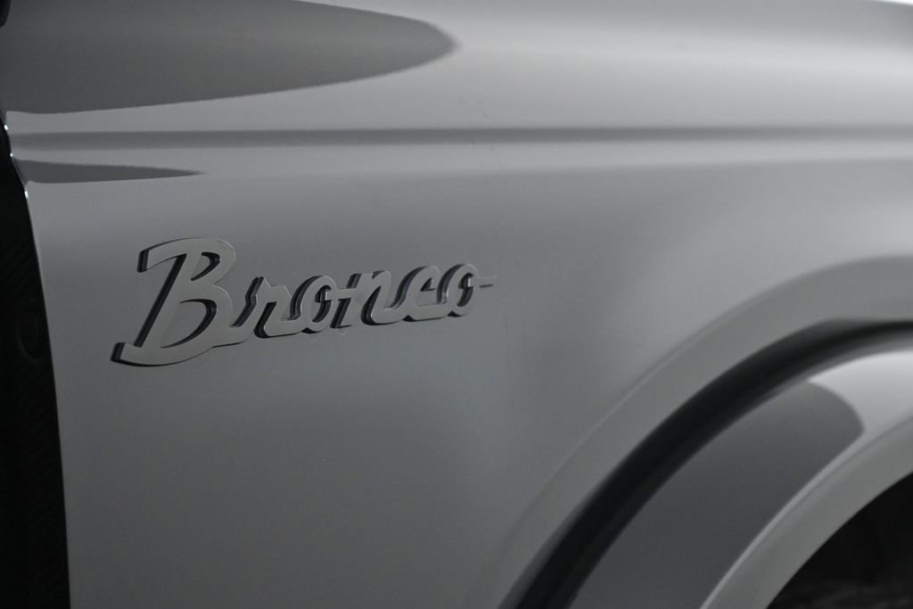 Used 2022 Ford Bronco Outer Banks image 12