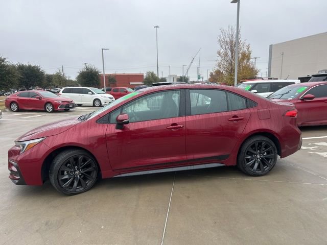 Used 2024 Toyota Corolla SE image 6