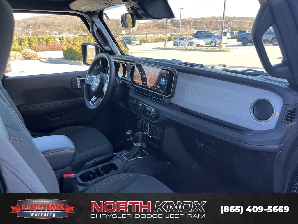 Used 2024 Jeep Wrangler Sahara w/ Safety Group image 27