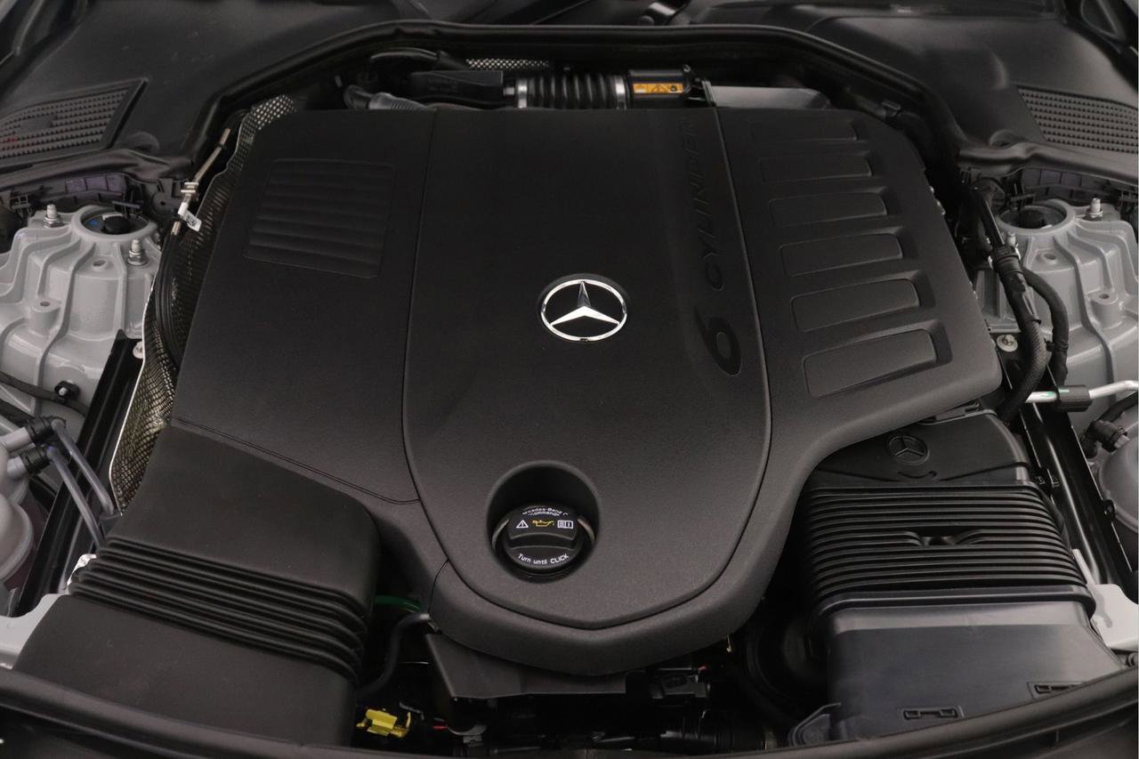 New 2026 Mercedes-Benz CLE 450 4MATIC Coupe image 9