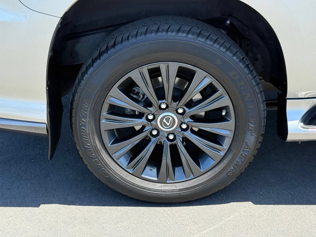 Used 2023 Lexus GX 460 Premium AWD/4WD image 14