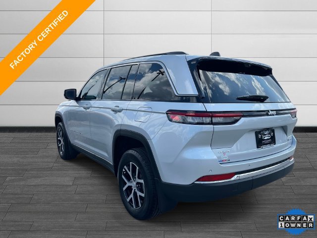 Used 2025 Jeep Grand Cherokee Limited w/ Luxury Tech Group II AWD/4WD image 5