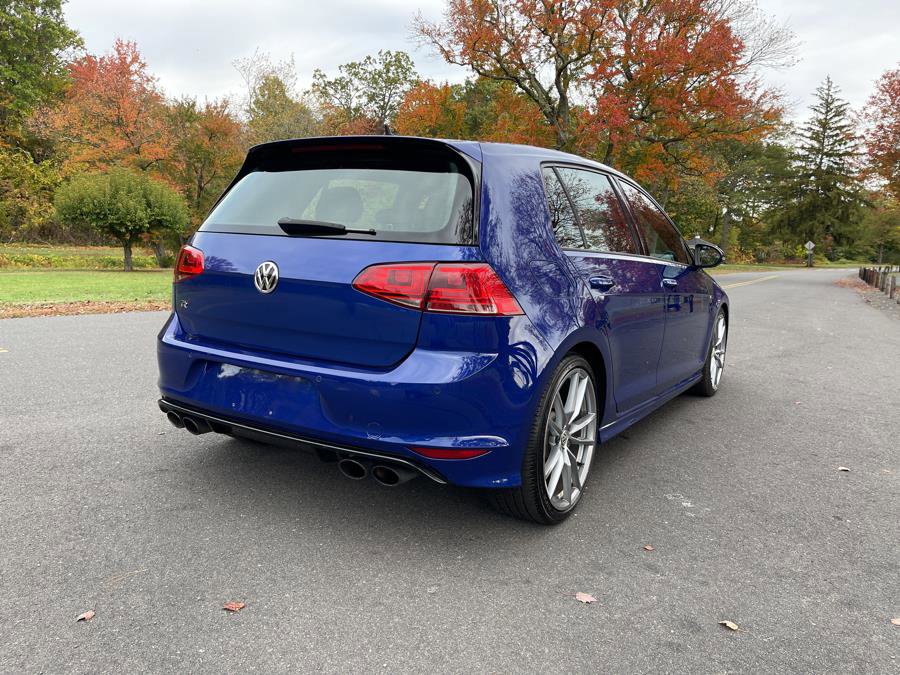Used 2017 Volkswagen Golf 4-Door image 21
