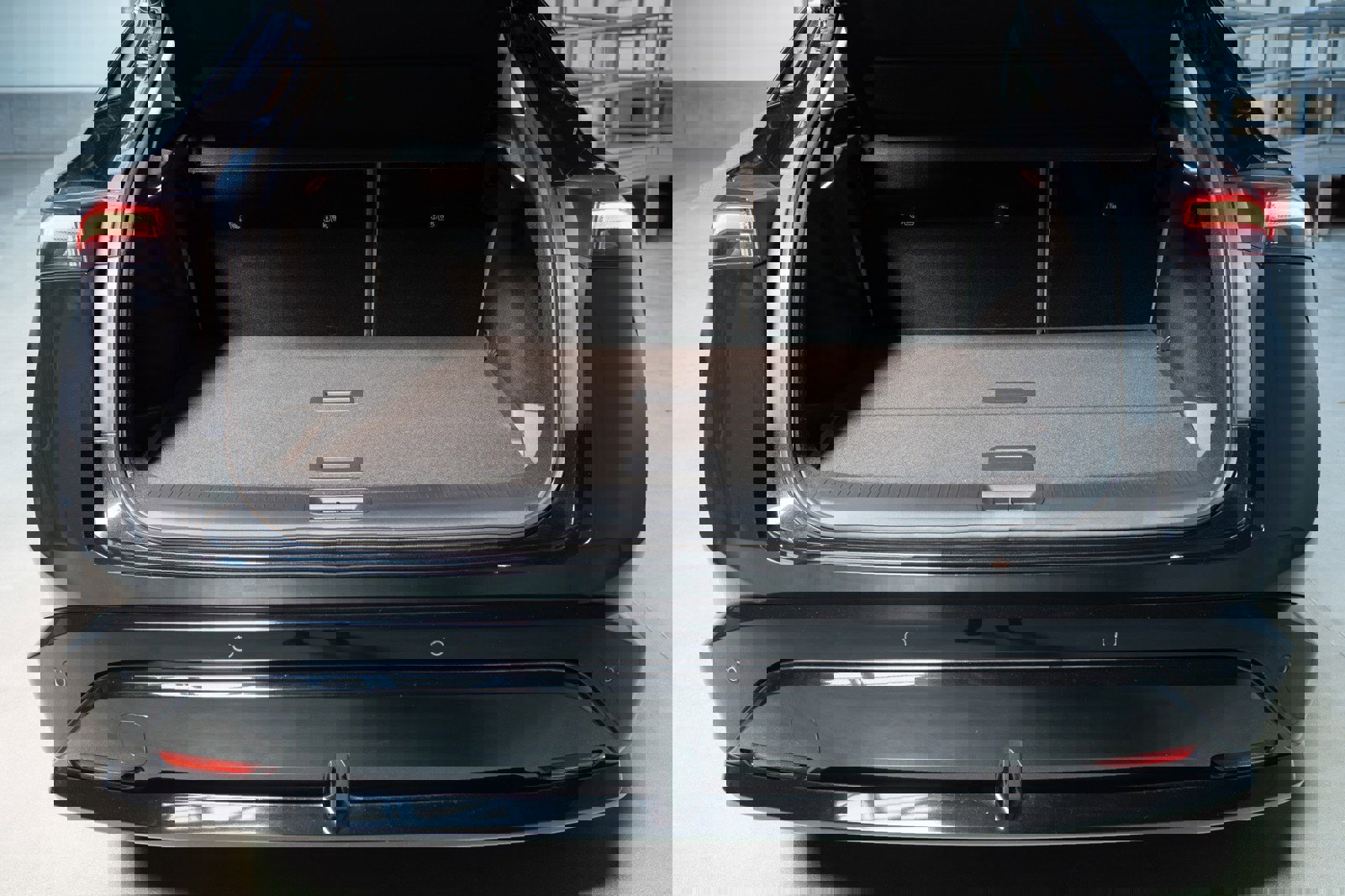 Used 2023 Nissan Ariya AWD image 19