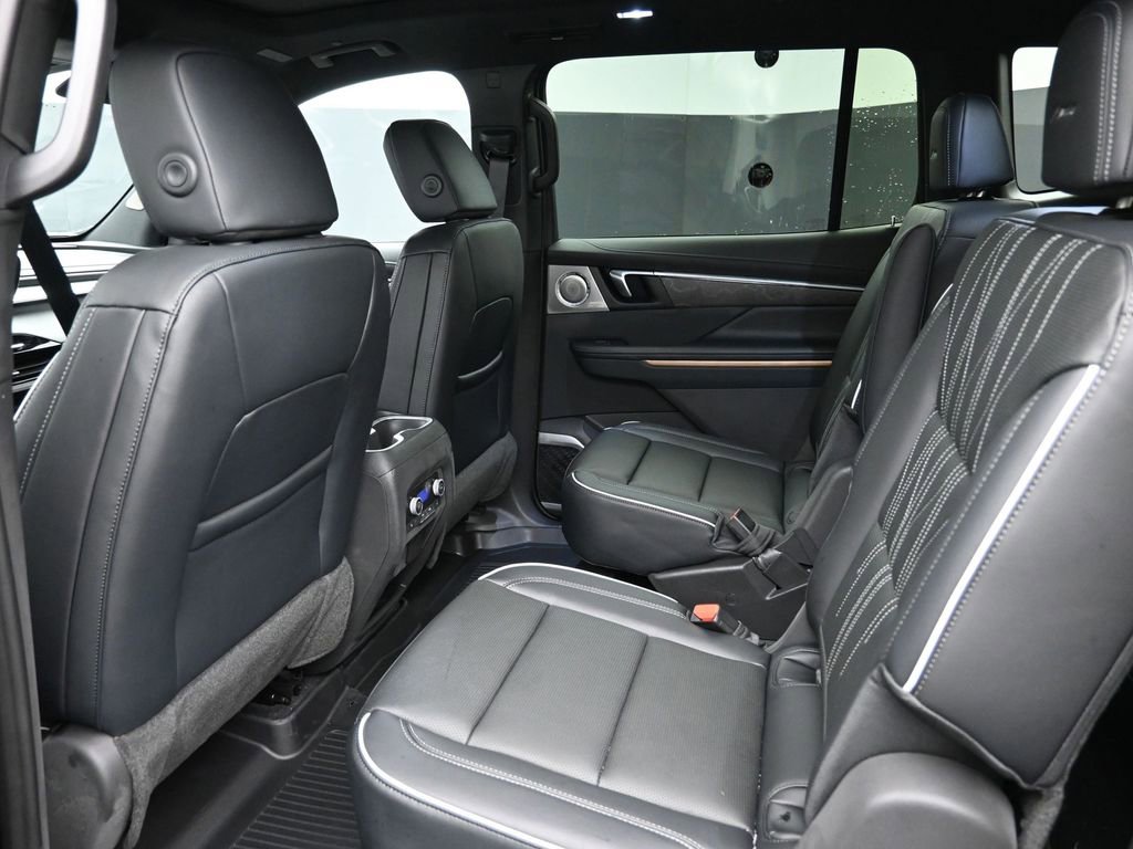 New 2026 Buick Enclave Avenir w/ Super Cruise Package image 14