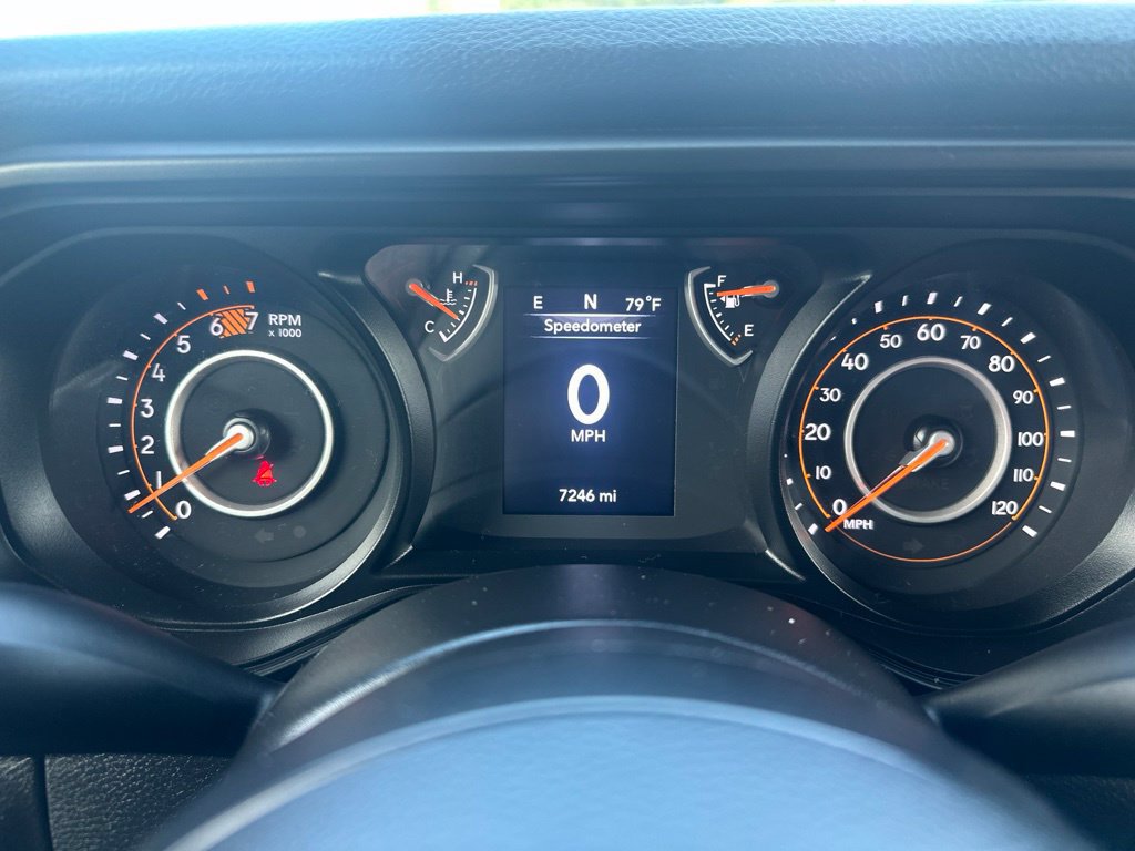 Used 2025 Jeep Wrangler Sport AWD/4WD image 25