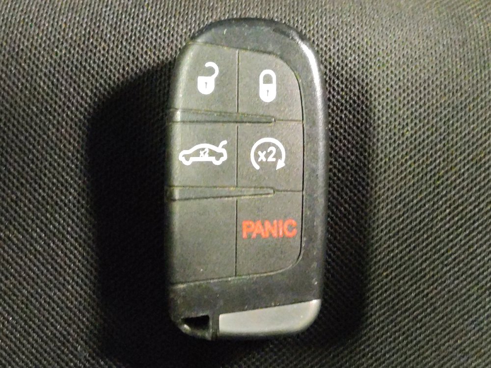 Used 2020 Jeep Renegade Altitude FWD image 32