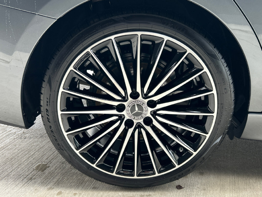 New 2026 Mercedes-Benz C 300 4MATIC Sedan image 35