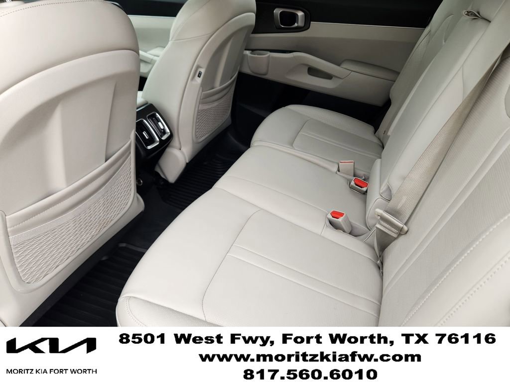 Certified 2025 Kia Sorento S FWD image 28