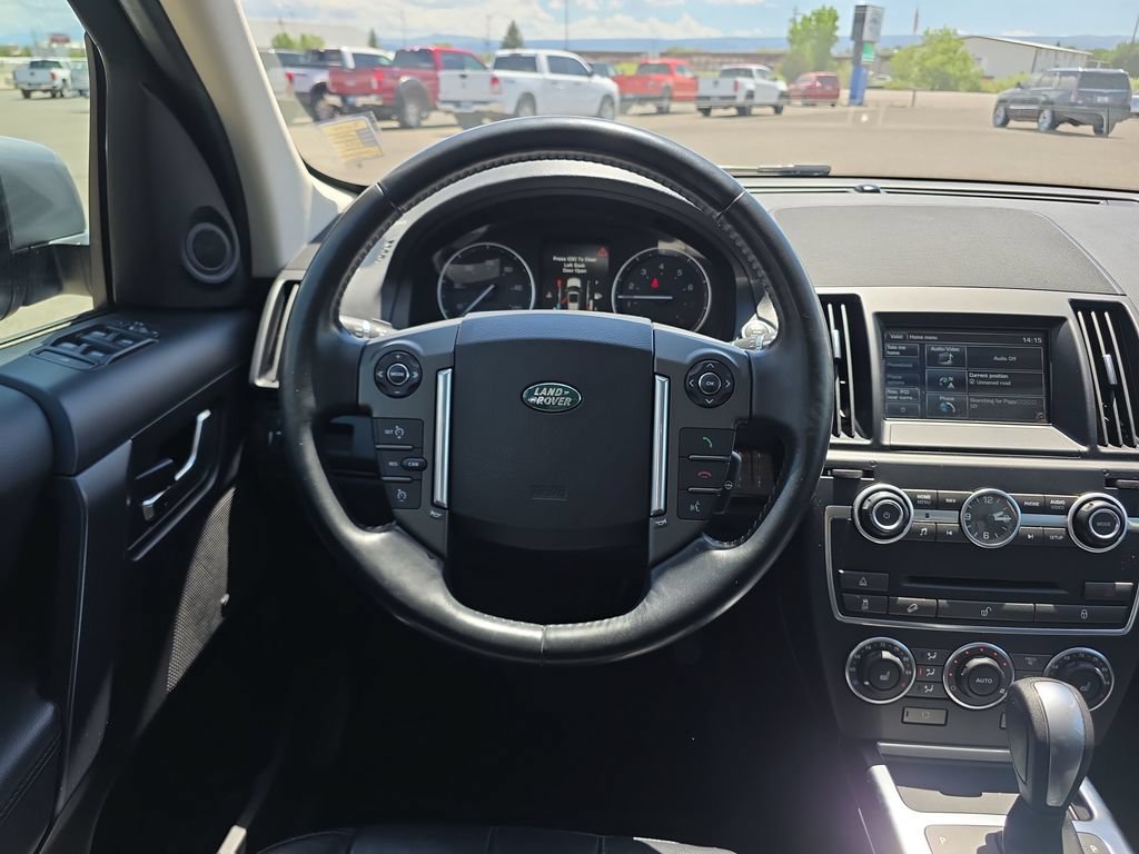 Used 2015 Land Rover LR2 AWD/4WD image 15