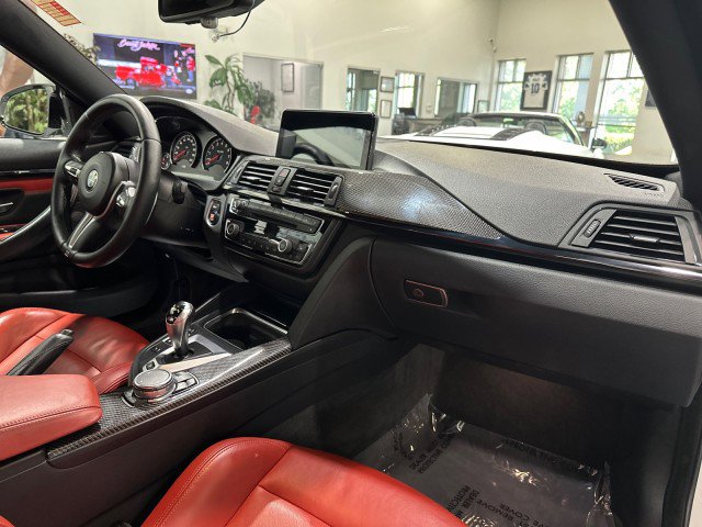 Used 2015 BMW M4 Coupe RWD image 52