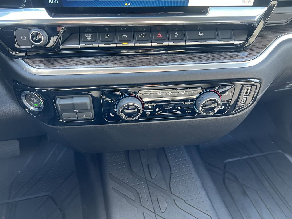 New 2026 Chevrolet Silverado 3500 LT image 8