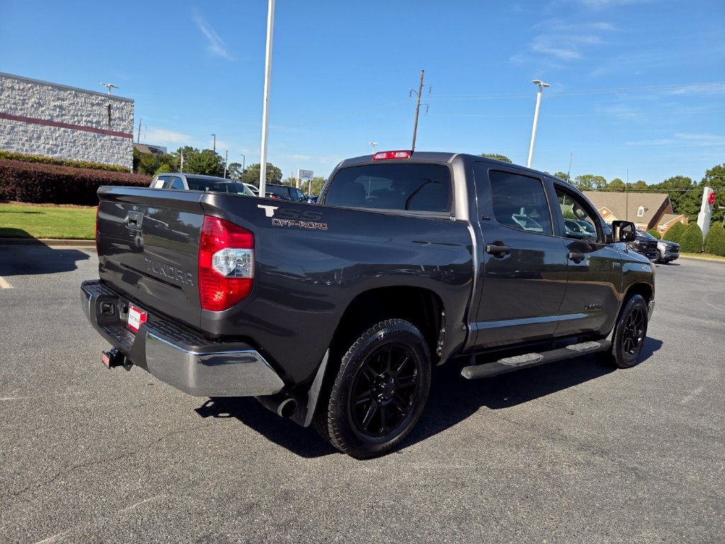 Used 2018 Toyota Tundra SR5 w/ SR5 Upgrade Package RWD image 10