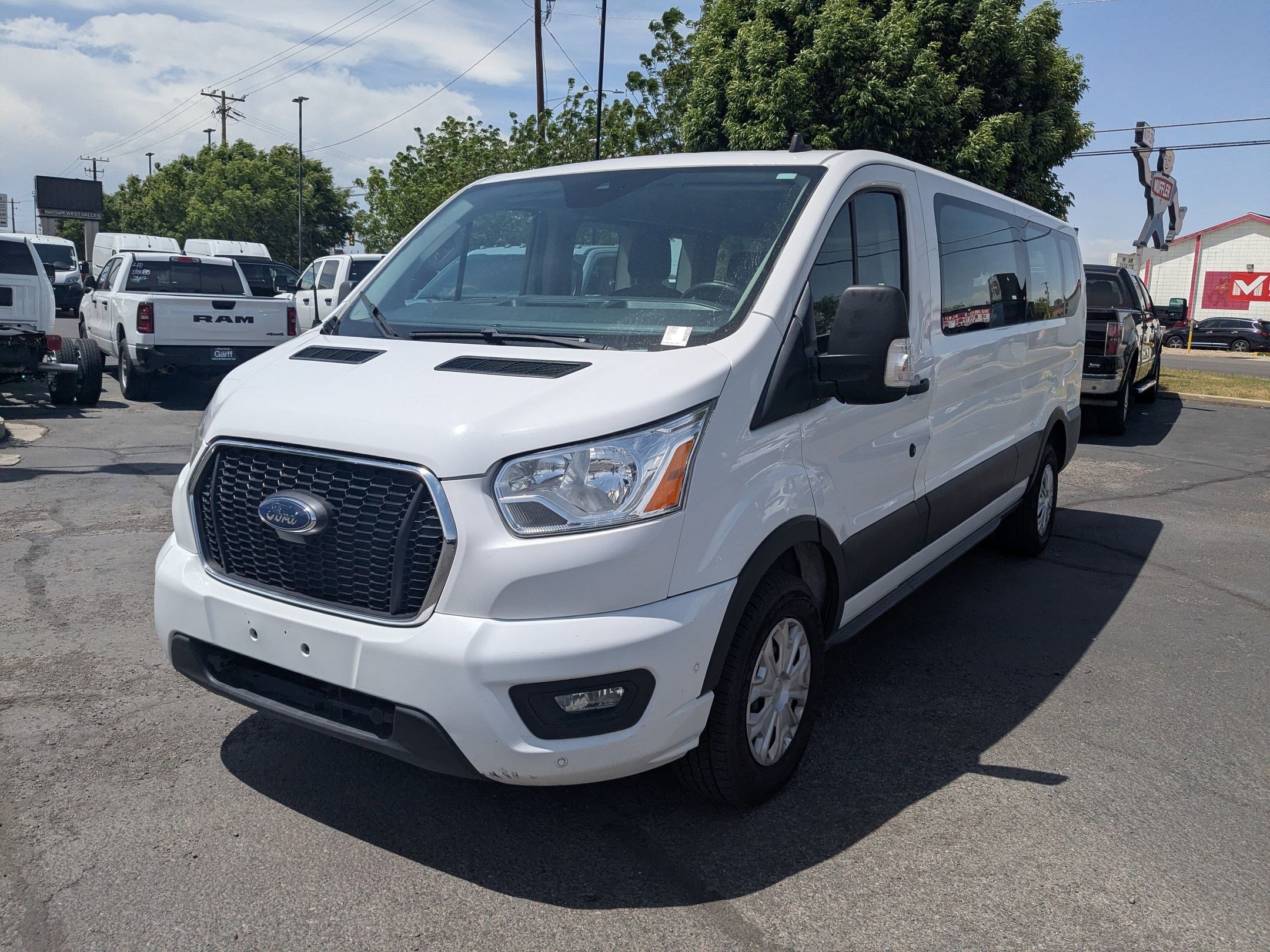 Used 2021 Ford Transit 350 XLT RWD image 10