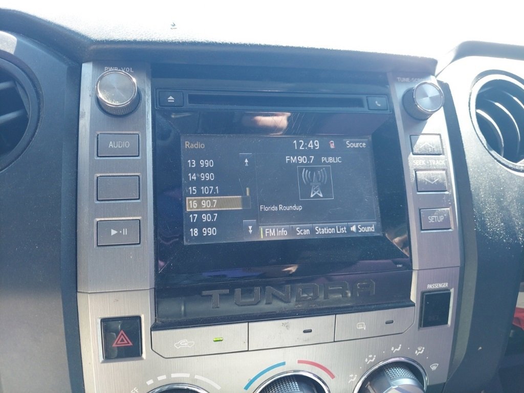 Used 2014 Toyota Tundra SR image 16