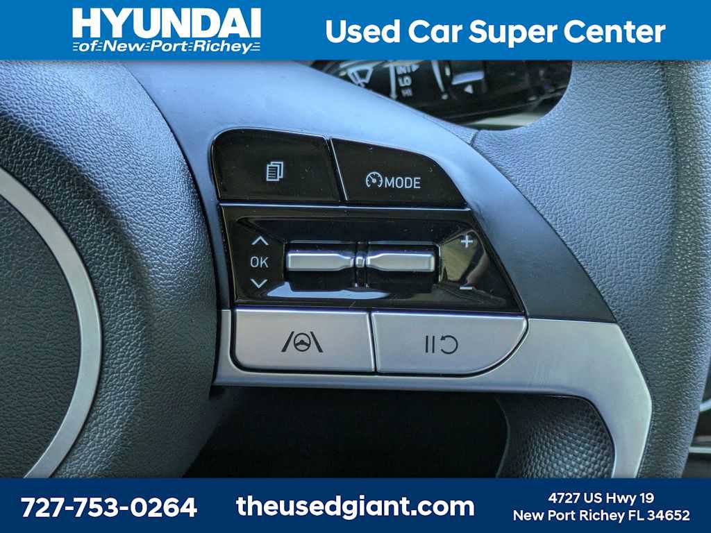 Used 2021 Hyundai Elantra SEL FWD image 25