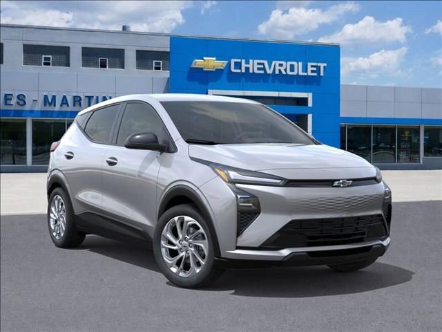 New 2027 Chevrolet Bolt LT w/ Comfort Package image 7