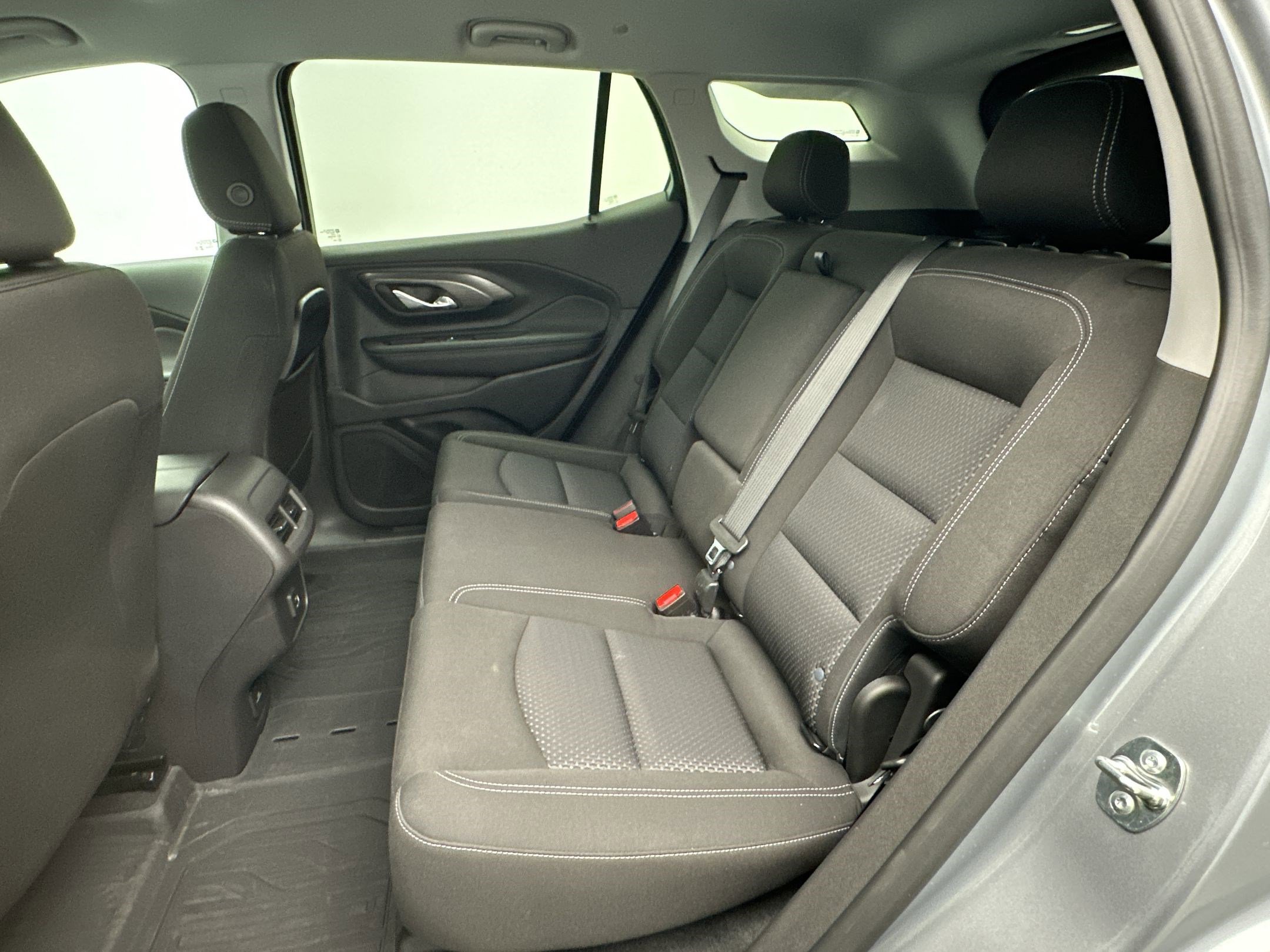 Certified 2024 GMC Terrain SLE w/ Driver Convenience Package FWD image 14