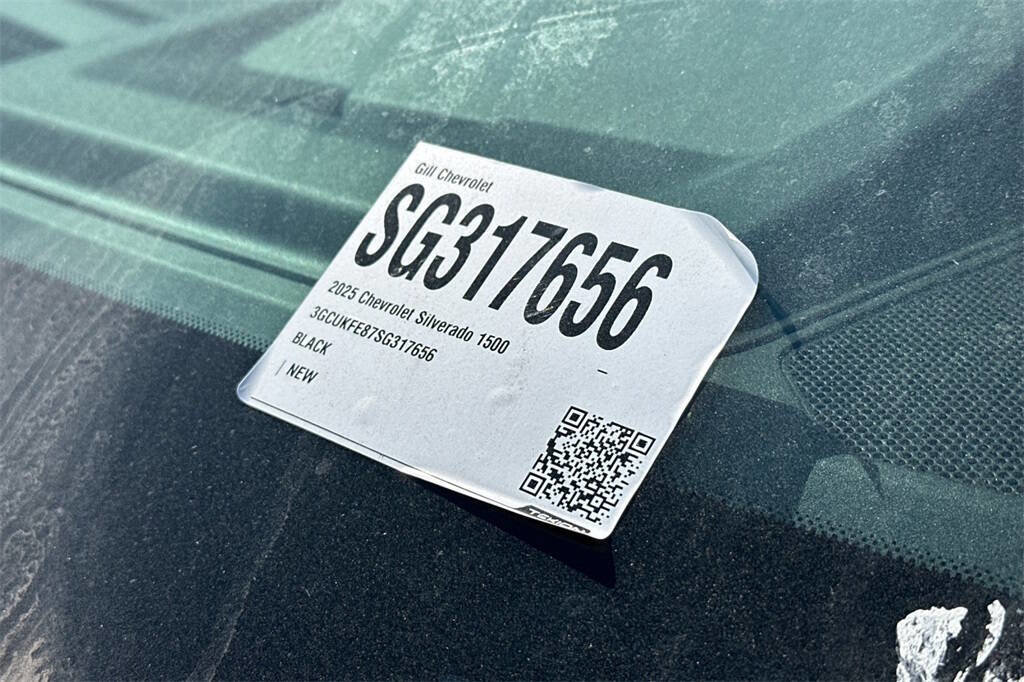 New 2025 Chevrolet Silverado 1500 LT Trail Boss w/ Convenience Package II image 3