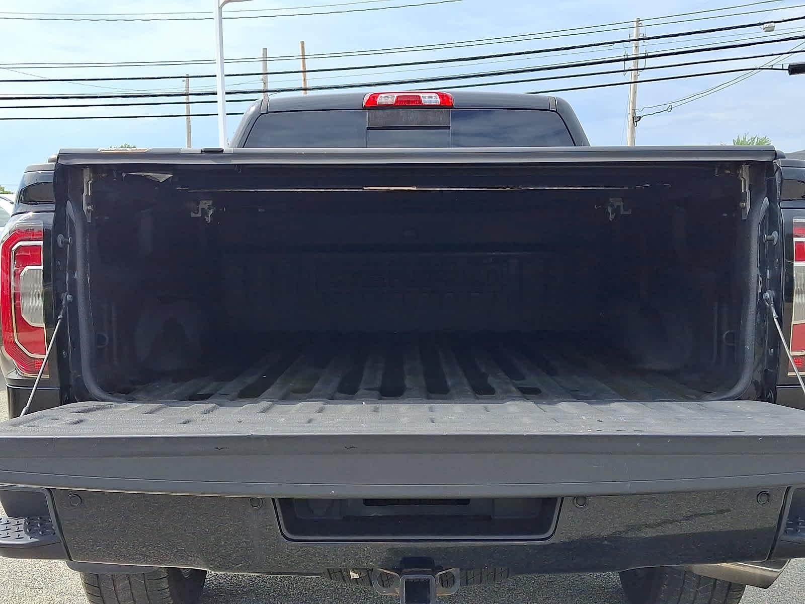 Used 2018 GMC Sierra 1500 Denali AWD/4WD image 31