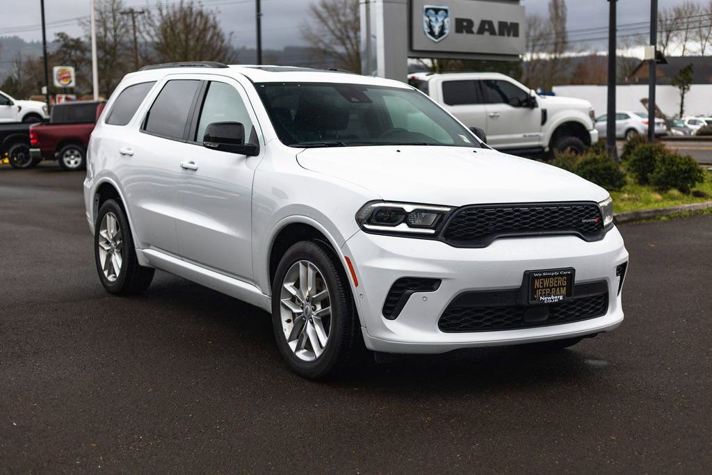 Used 2025 Dodge Durango GT image 7